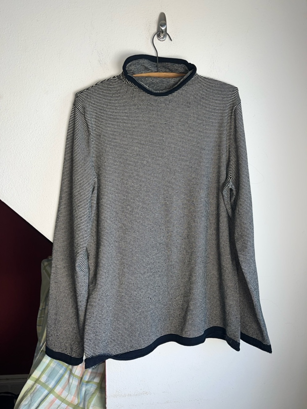 Duluth Trading Co Black & Tan Striped Turtleneck Sweater XL